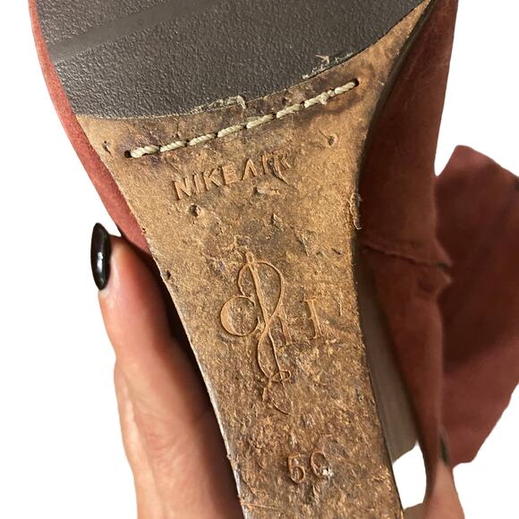 Cole Haan Suede Burgundy Side Zipper Calf Wedge Boot Women Sz 5 - Picture 11 of 12